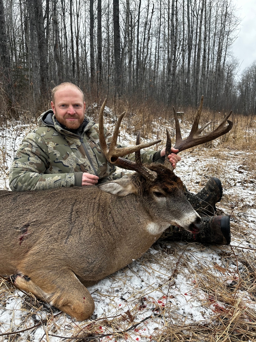 Whitetail Hunts Photo