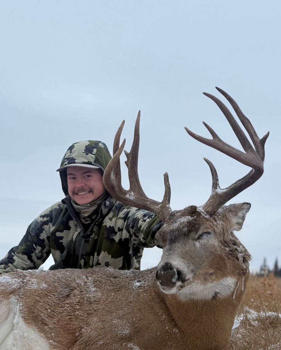 Whitetail Hunts Photo